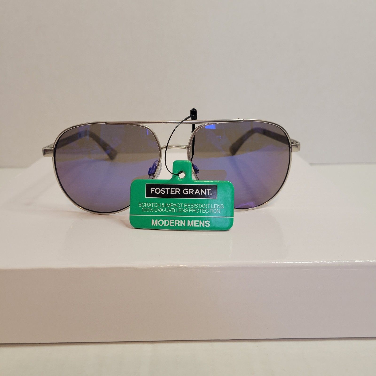Foster Grant Modern Men’s Aviator Sunglasses Blue Tint Silver Frame Nwt